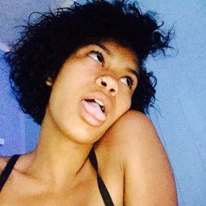 Meet your Posher, Lisette