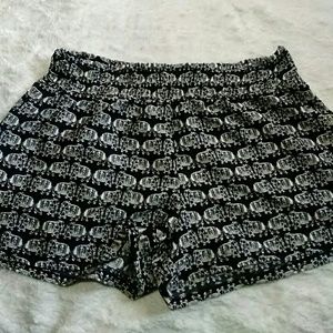 Elephant shorts
