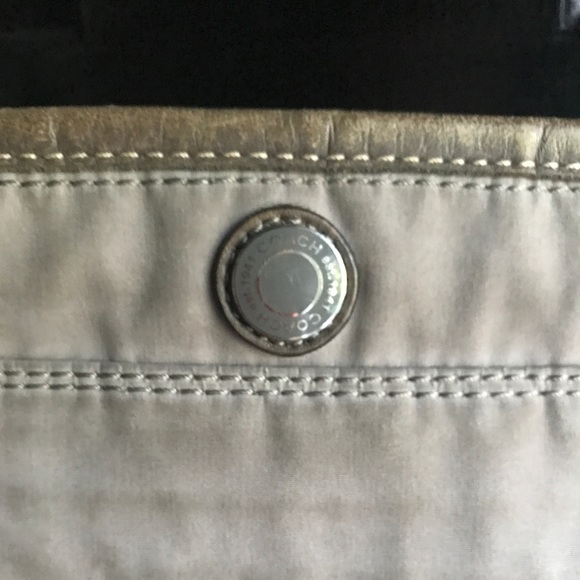 ✨Gently Used Coach Cross-Body ✨ - Picture 2 of 6