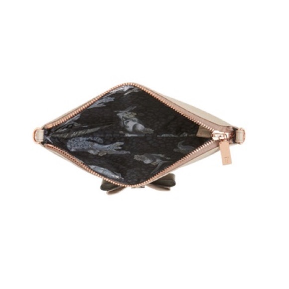 Ted Baker Bow Cross Body Bag 🆕 - Picture 3 of 3