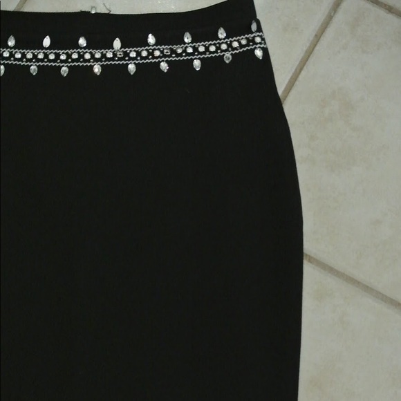 The clothing company pencil skirt - Picture 3 of 5
