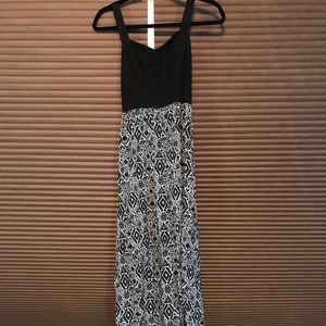 Black and white maxi dress