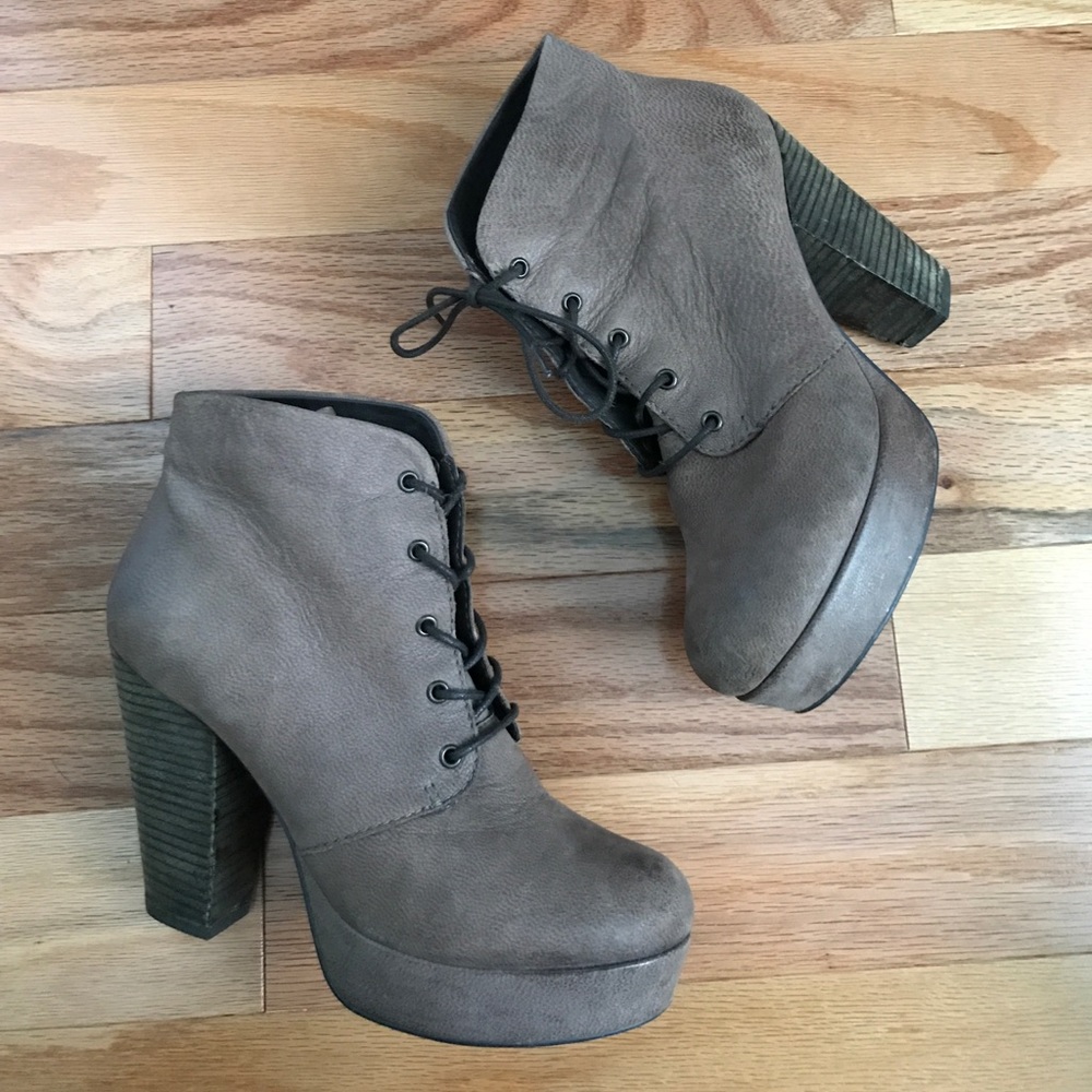 Steve Madden Raspy Boots
