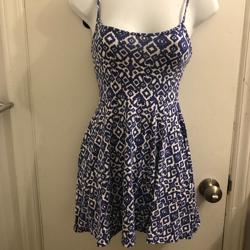 Blue and white pattern dress
