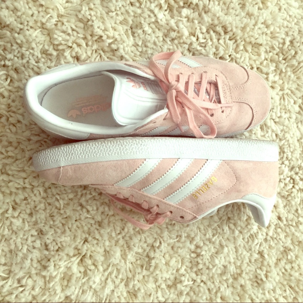 Blush pink ADIDAS Gazelle