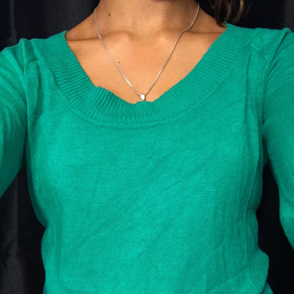 Green Autumn sweater size Small