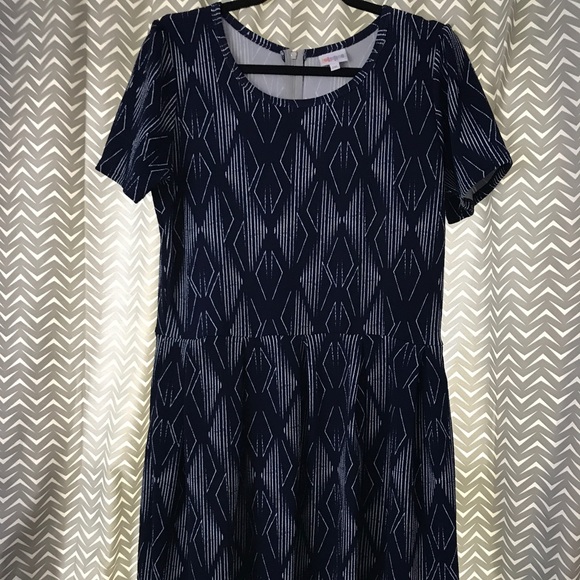 LuLaRoe Dresses & Skirts - 2xl Lularoe Amelia. Stunning Dark royal blue.