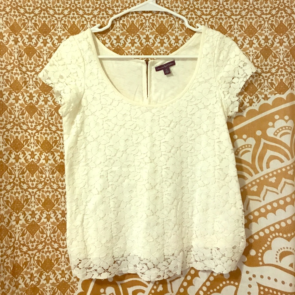 🦅American Eagle Lace Top