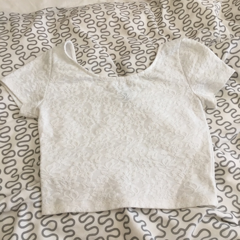 lace crop top
