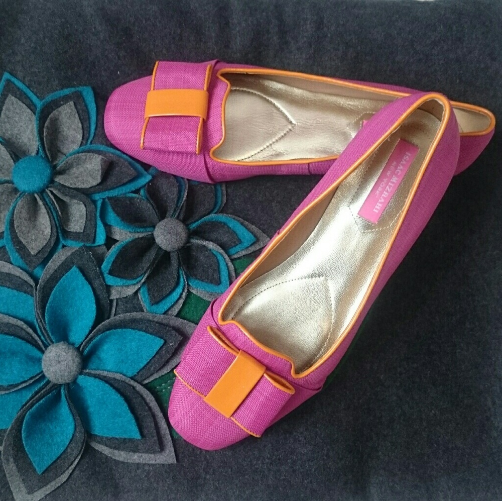 EUC ISAAC MIZRAHI KATHARINE FLATS