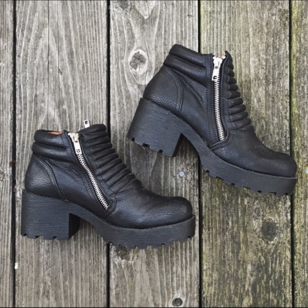 Chunky Boot. SALE MOVING IN TWO WEEKS MUST GO