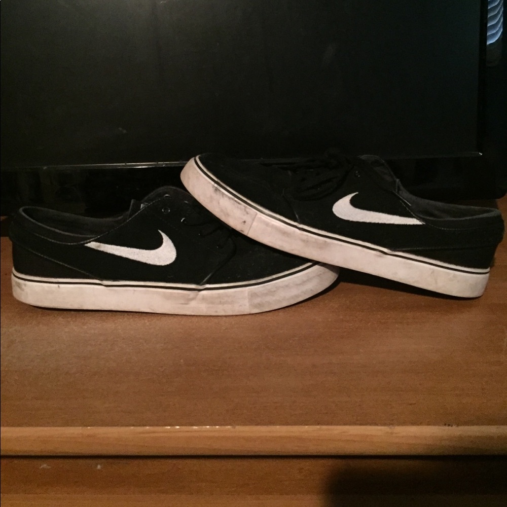 Nike Stefan Janoski skate shoes