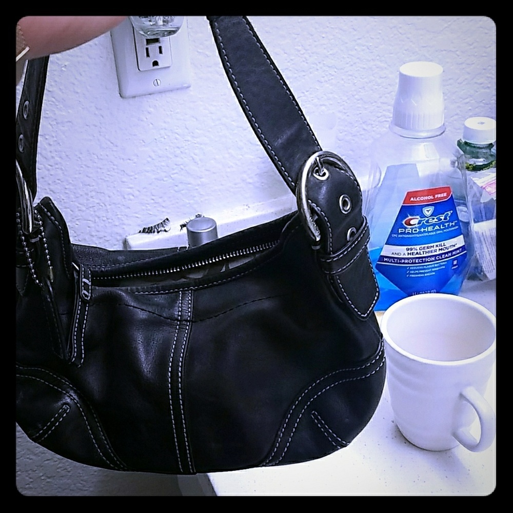 Used shoulder coach bag