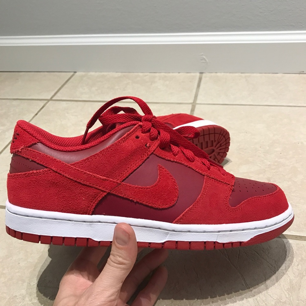 NIKE DUNK LOW GS)