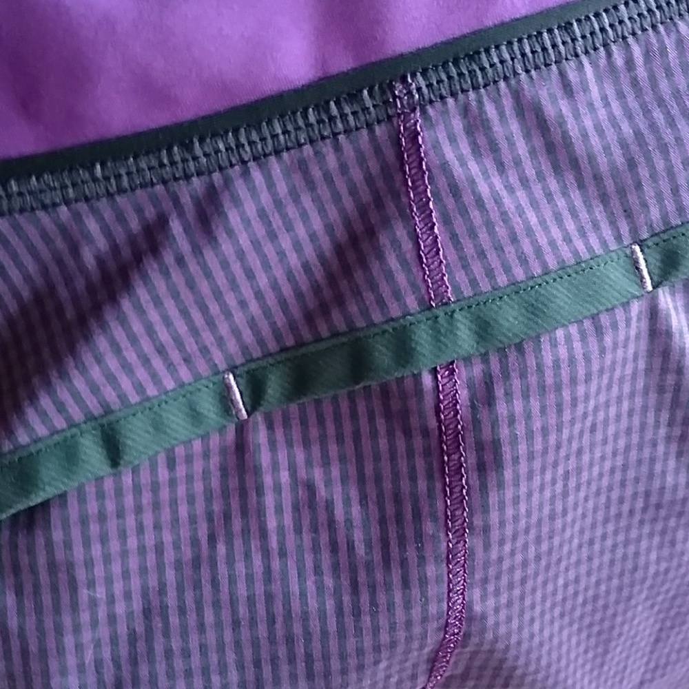 Lululemon 2way speed shorts - Picture 3 of 3