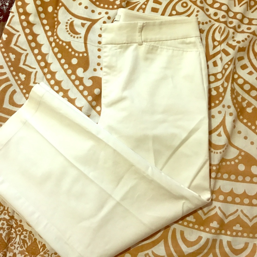 Dockers White Flare Dress Capris