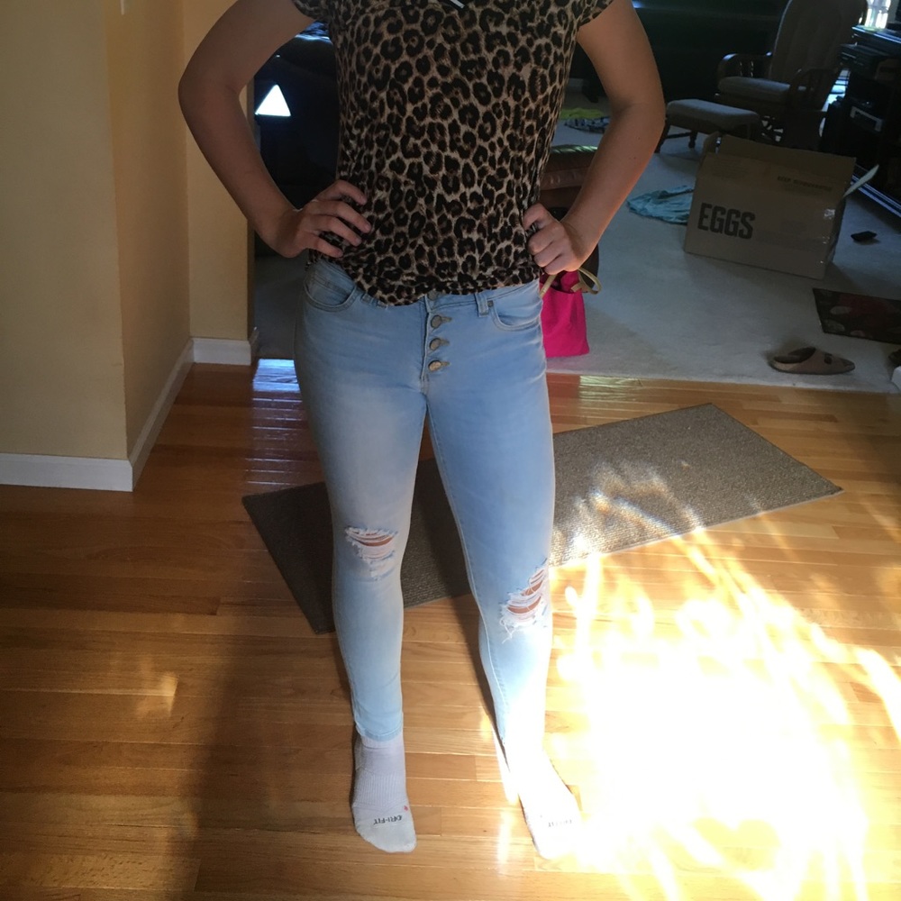 High waisted jeans