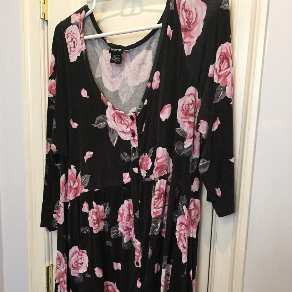 Romantic rosebud top