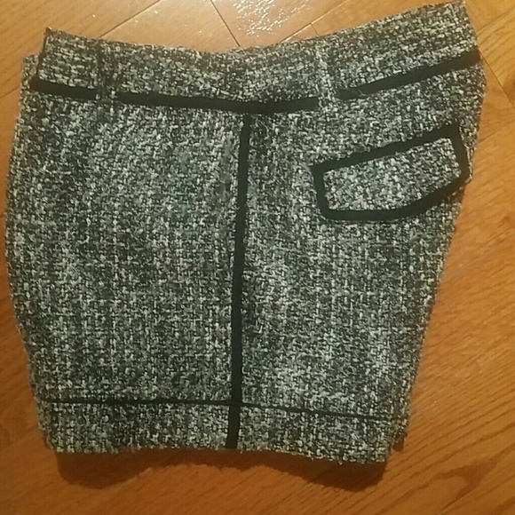 BCBG Tweed Shorts - Picture 3 of 3