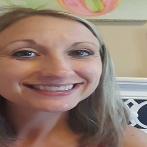 Meet your Posher, Marie