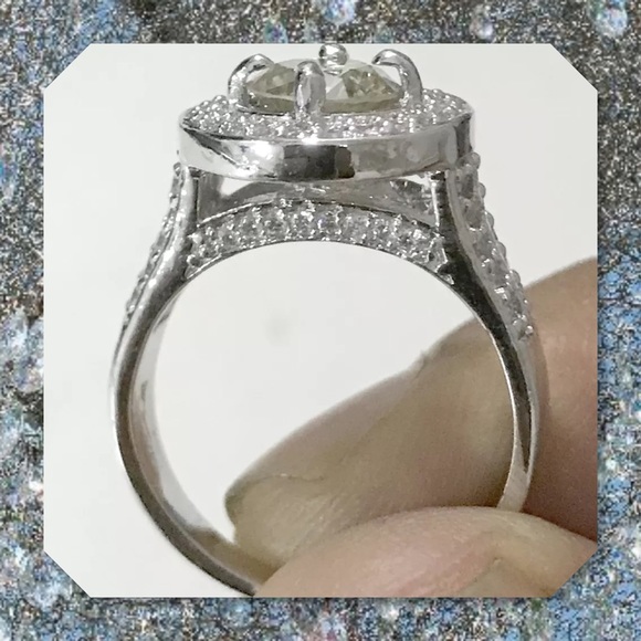 SOLD OUT🆕 4.10TCW VVS1 Simulated Sterling Ring - Picture 4 of 4
