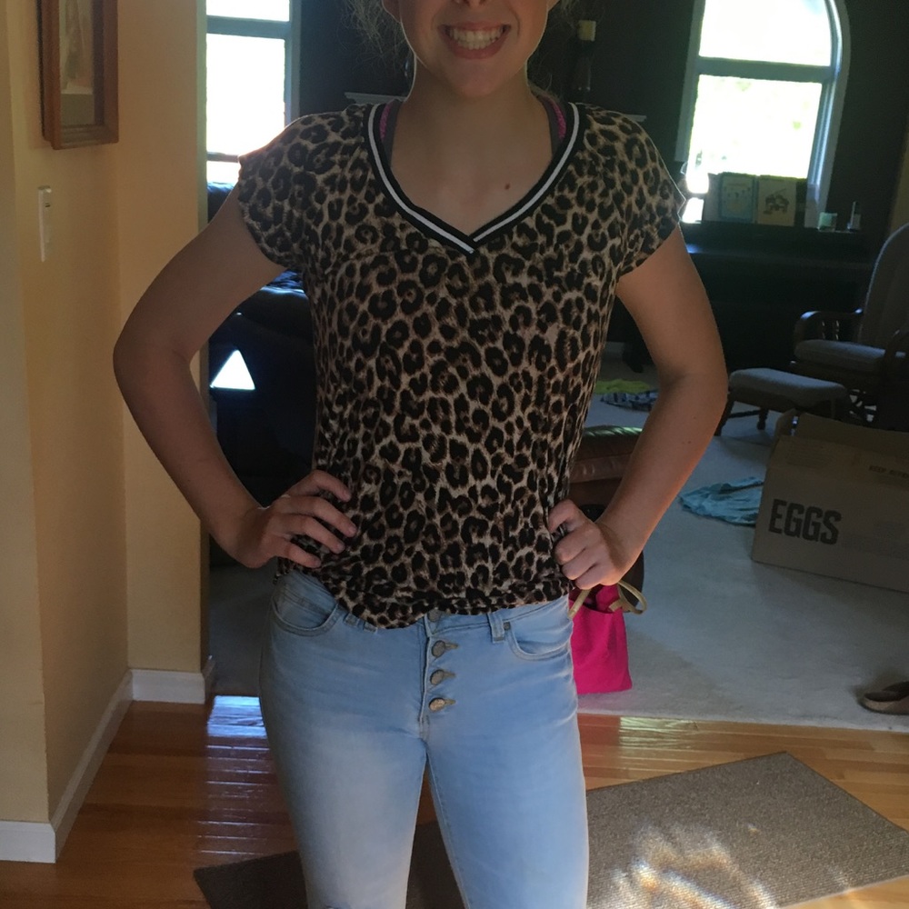 Cheetah print t-shirt