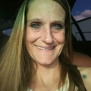 Meet your Posher, Lucinda