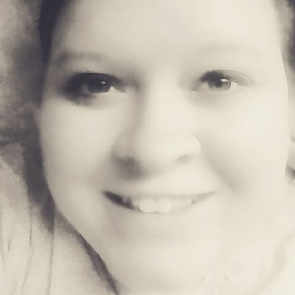 Meet your Posher, Eliza - Picture 1 of 1