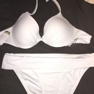 Victoria's Secret bikini white 36B top, size small