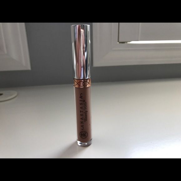 Anastasia Liquid Lipstick - Stripped - Picture 1 of 4