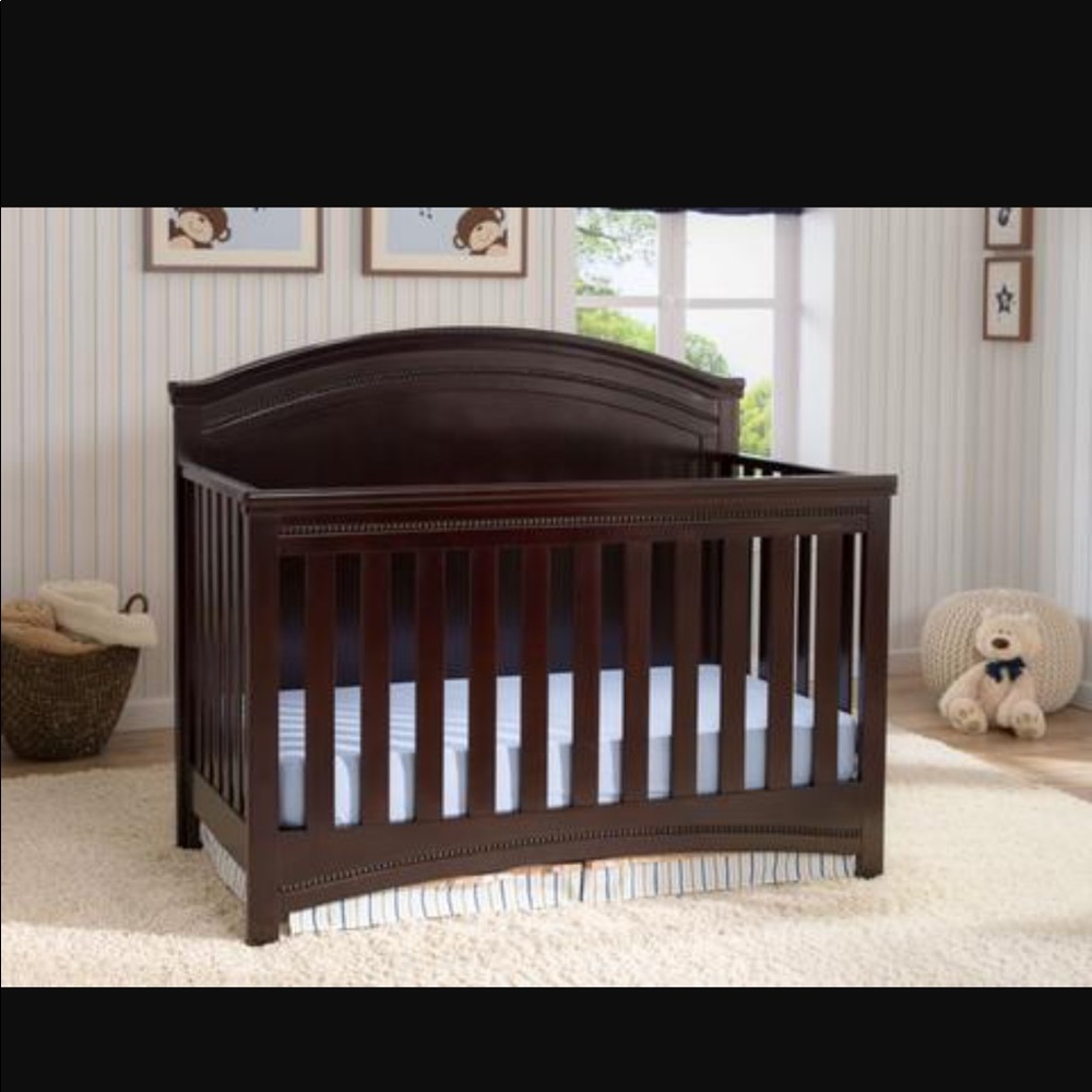 Baby crib