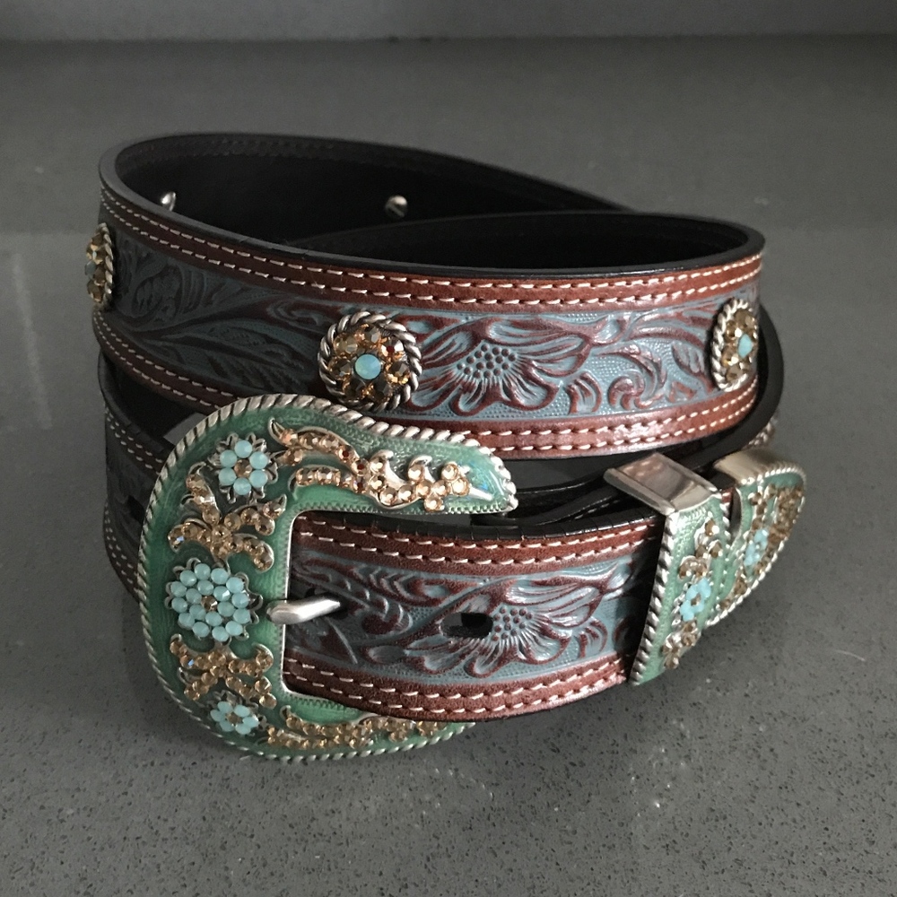 Nocona Concho Rhinestone Embellished  Western Belt