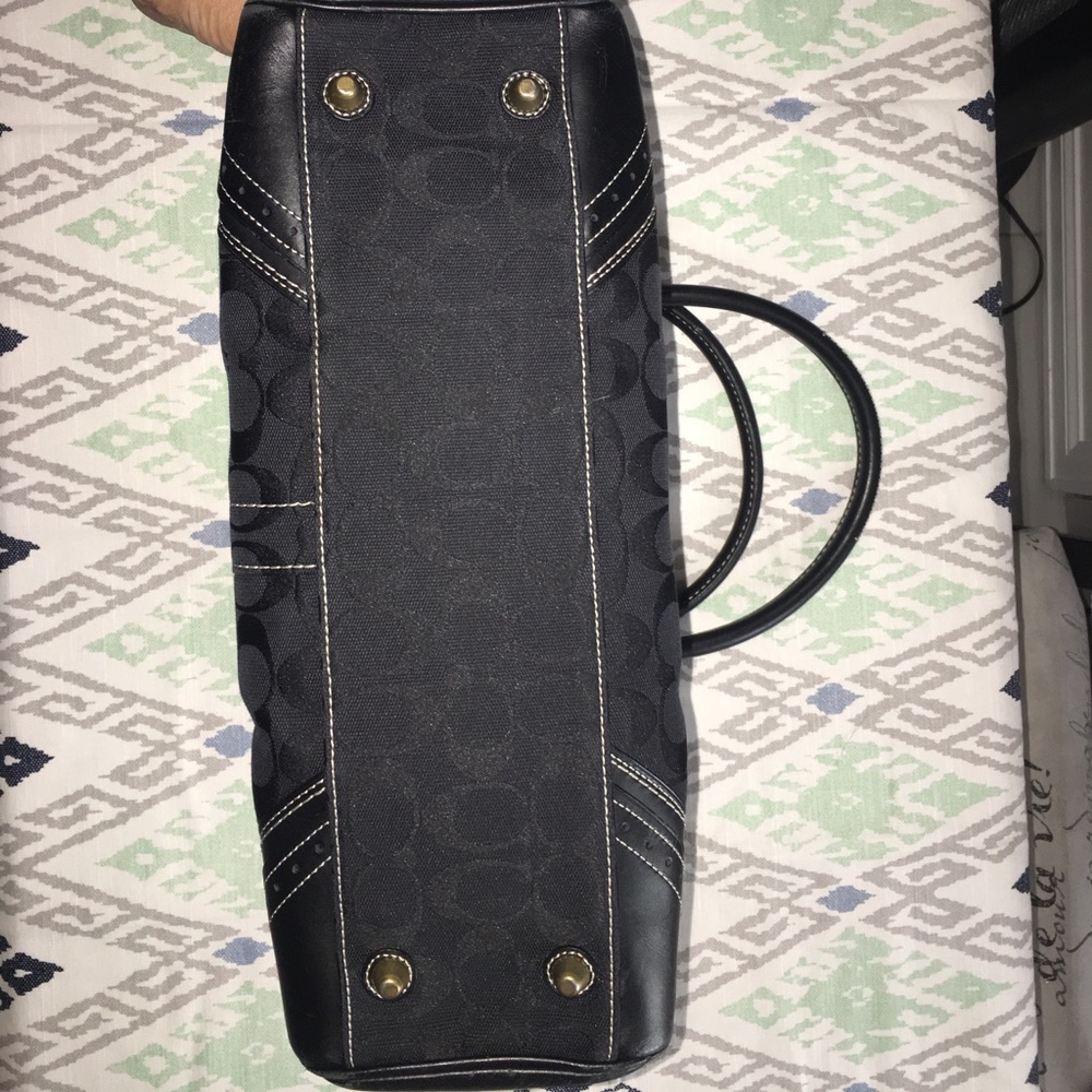 Beautiful black Coach purse - Genuine! - Picture 3 of 7