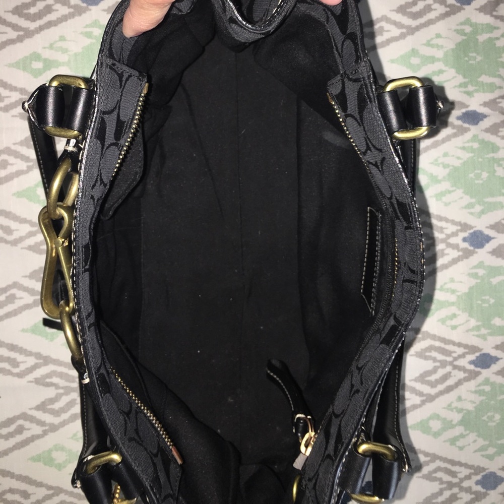 Beautiful black Coach purse - Genuine! - Picture 6 of 7