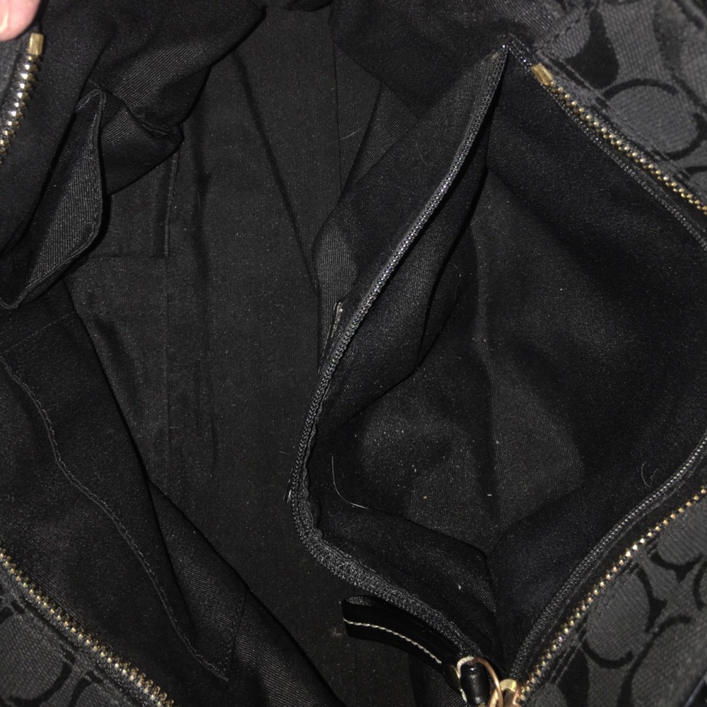 Beautiful black Coach purse - Genuine! - Picture 7 of 7