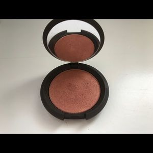 BECCA luminous blush - Blushed Copper
