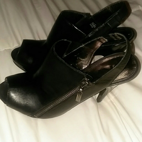 💥NEW💥 DKNYC ZELDA slingback heels - Picture 2 of 8