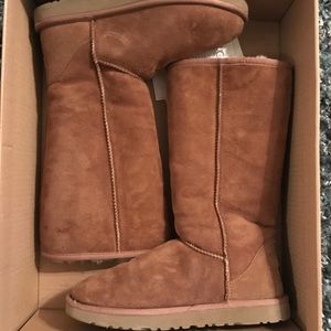 UGG Women's Boot