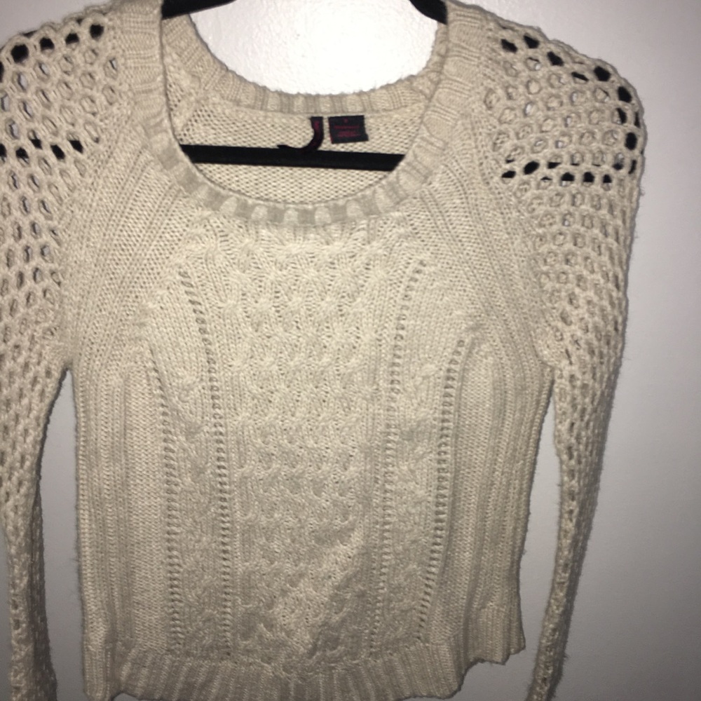 Tan sweater w holey arms