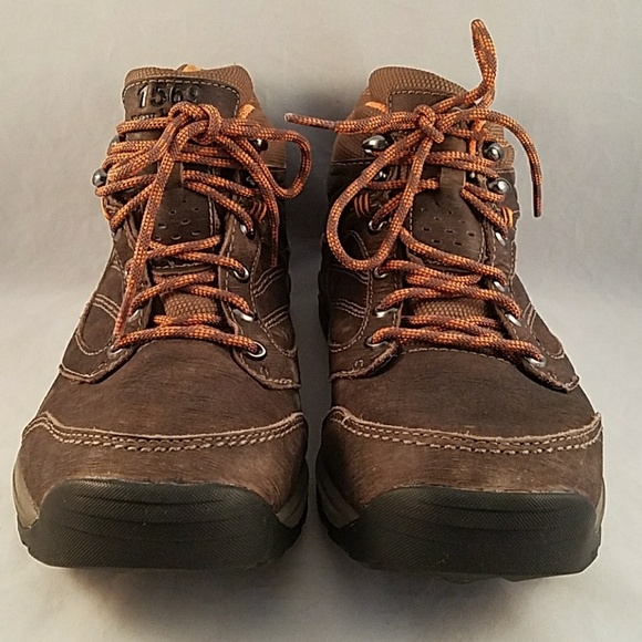 4e wide hiking boots
