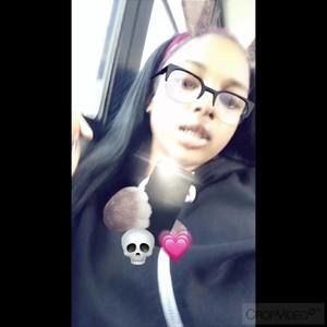 Meet your Posher, Denise