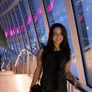 Meet your Posher, Leah