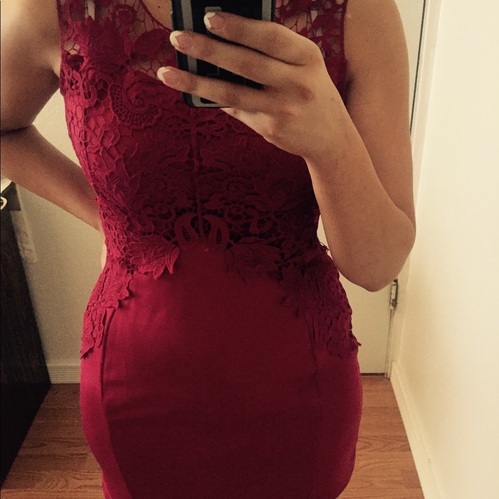 Wine red lace party dress