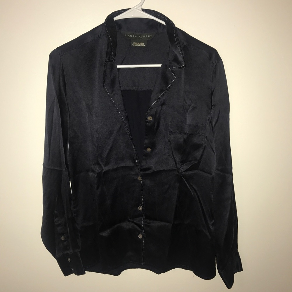 Laura Ashley Silky Top