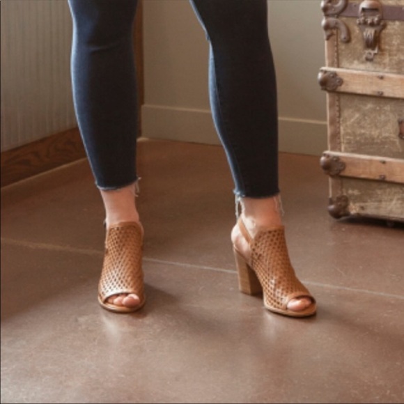 Tan Leather Perforated Sandal - Picture 2 of 7