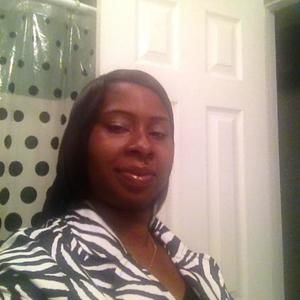 Meet your Posher, Monique