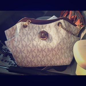 Authentic MK purse and wallet