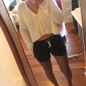 Adorable cropped sweater