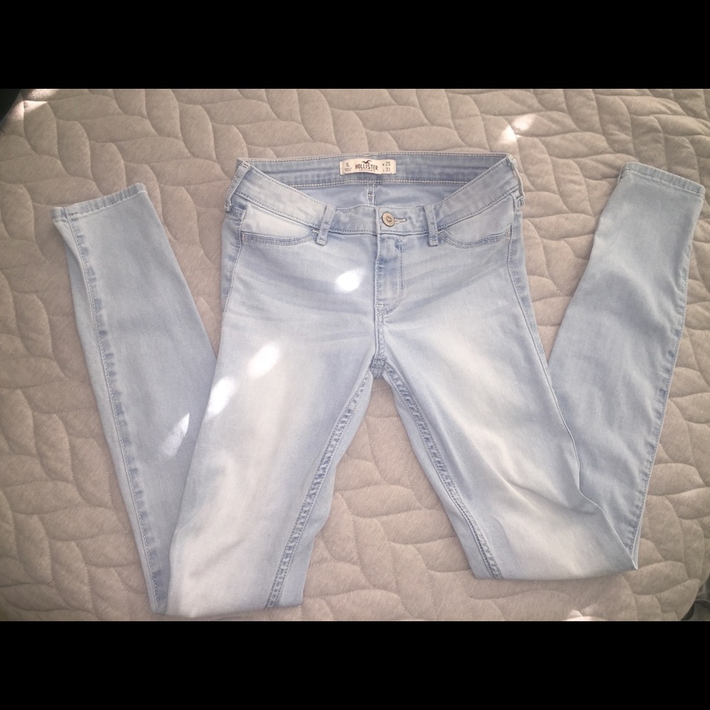 Hollister skinny jeans