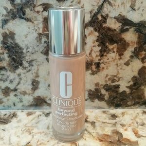 Clinique Beyond Perfecting Foundation